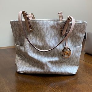 Michael Kors Tote
